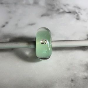 Trollbeads hope glass bead